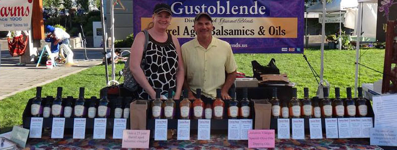 Caroline & Josh at the Gustoblende Display